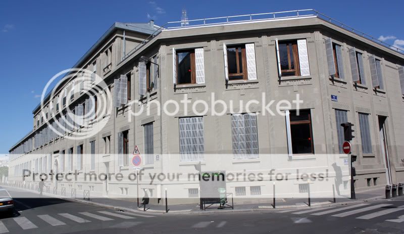 http://i604.photobucket.com/albums/tt125/micou2/paris/IMG_7856.jpg