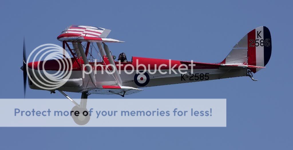 http://i604.photobucket.com/albums/tt126/IanP51/Shuttleworth%20Spring%20Air%20Show%2011/IMG_2506A.jpg