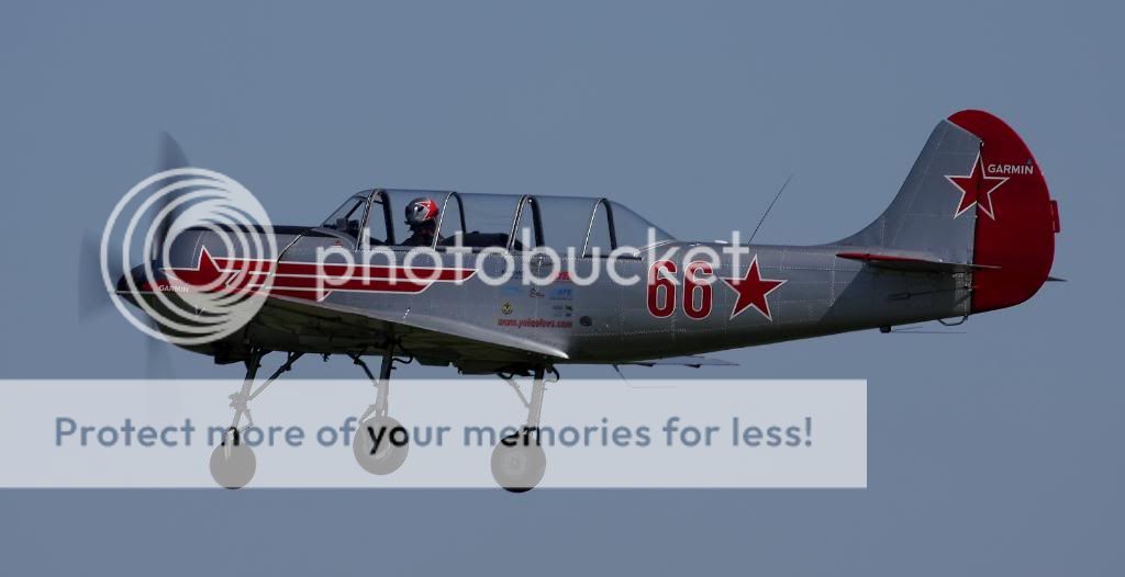 http://i604.photobucket.com/albums/tt126/IanP51/Shuttleworth%20Spring%20Air%20Show%2011/IMG_2618A.jpg