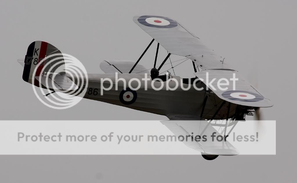 http://i604.photobucket.com/albums/tt126/IanP51/Shuttleworth%20Spring%20Air%20Show%2011/Shuttleworth%20Mid%20Summer%20Air%20Show%20June%205th%202011/IMG_3113A.jpg