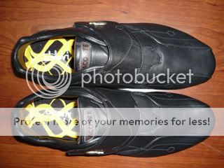 Chuyên Giầy Dép, Balo Túi Xách, Quần Áo chính hãng Nike, Adidas, Puma, Prada, Clarks.