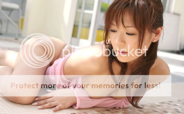 http://i604.photobucket.com/albums/tt129/beblackbox/JAV/TomomiTakahara.jpg